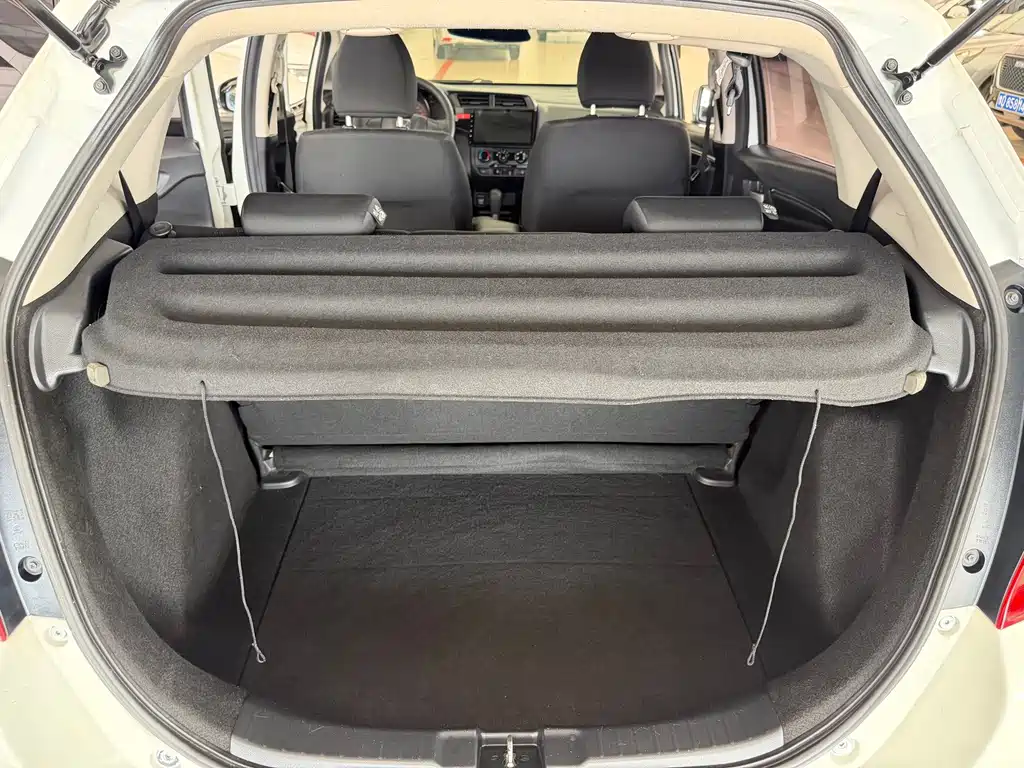 Honda Fit — миниатюра 21