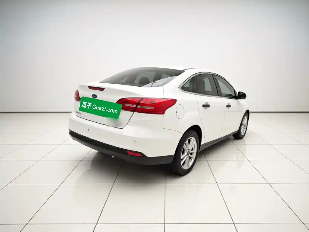 Ford Focus — миниатюра 4