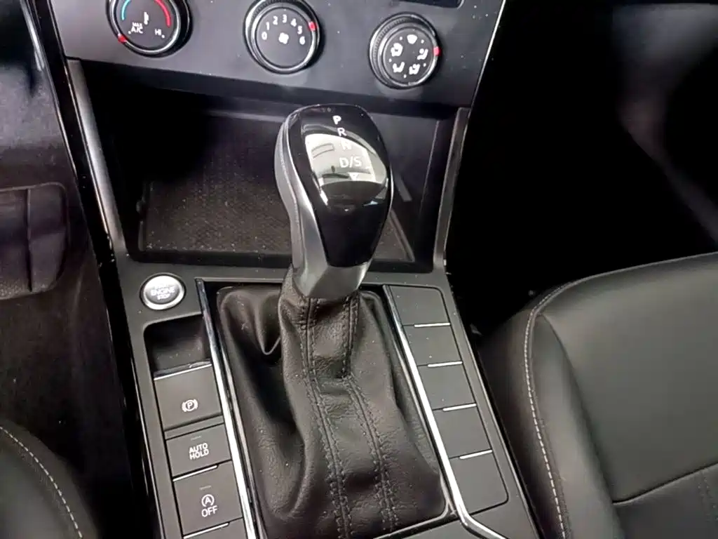 Volkswagen Passat — миниатюра 14