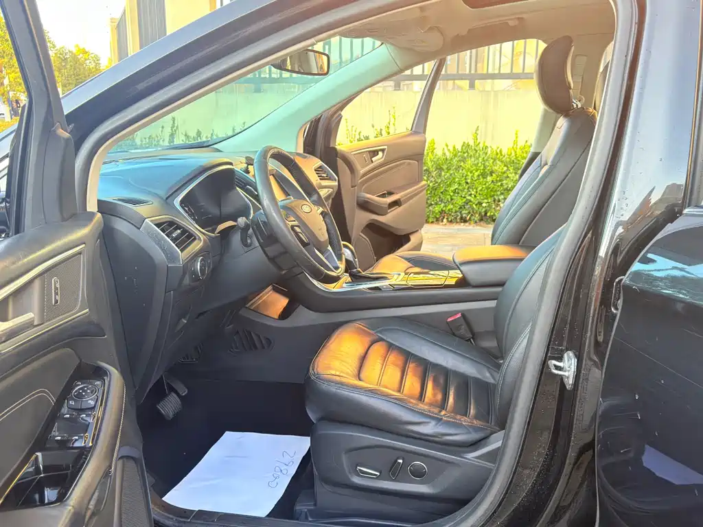 Ford Edge 2015 2.0T GTDi