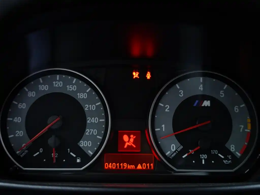BMW 1 M 2011 1M Coupe