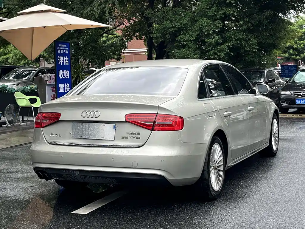 Audi A4L — миниатюра 4