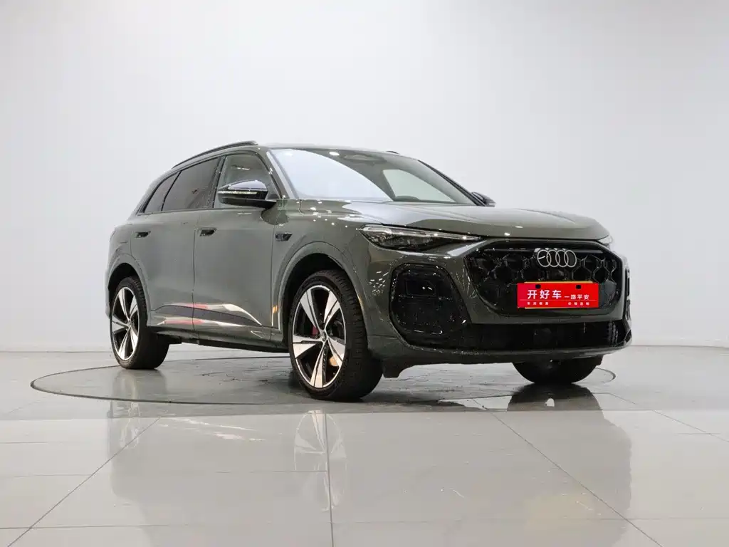 Audi Q5L — миниатюра 3
