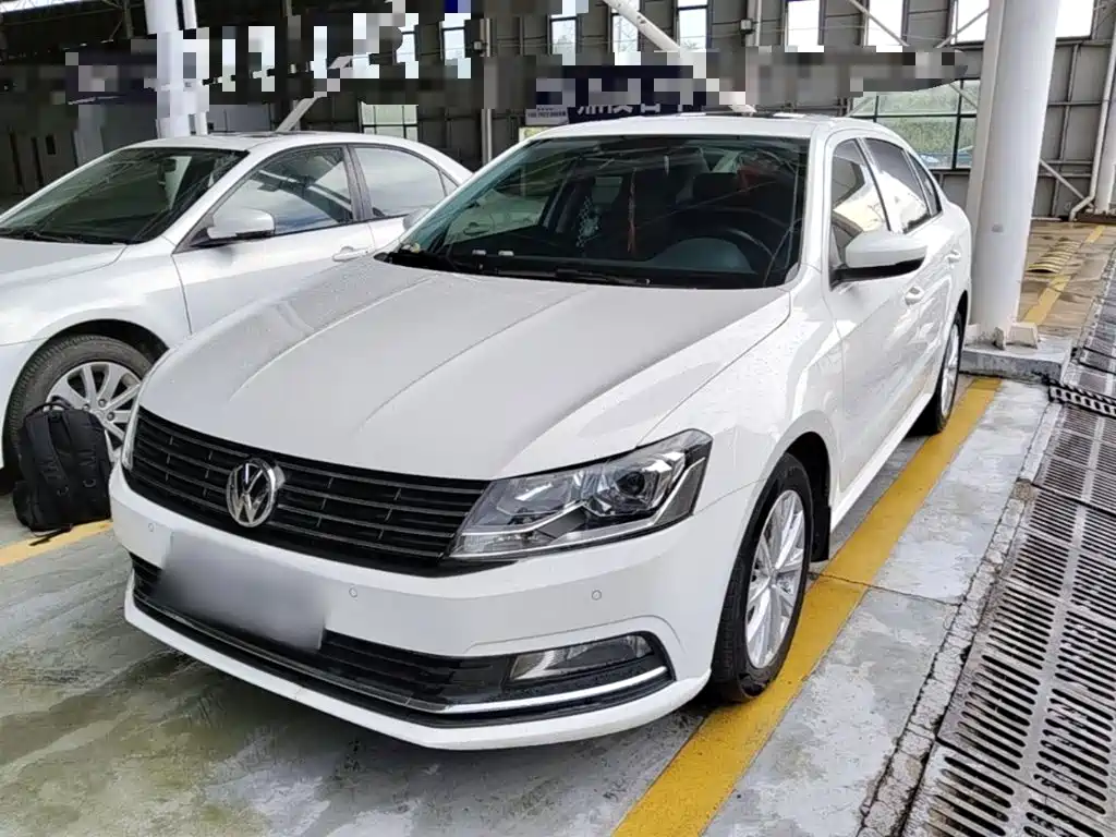Volkswagen Lavida — миниатюра 2