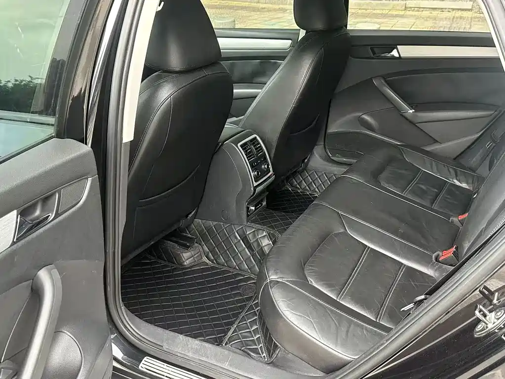 Volkswagen Passat — миниатюра 8