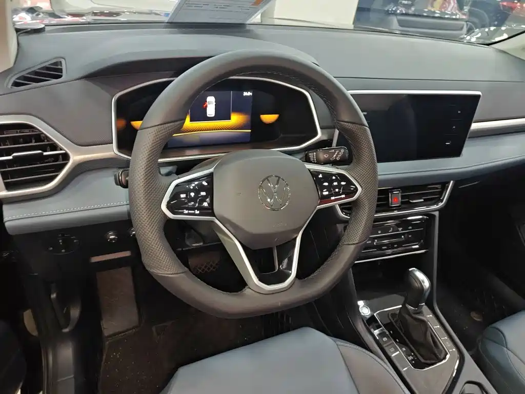 Volkswagen Tharu — миниатюра 4