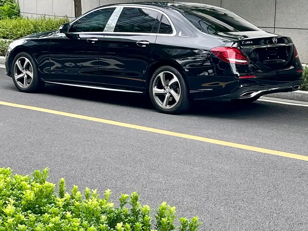 Mercedes-Benz E-Class E 2017 E 300 L Luxury