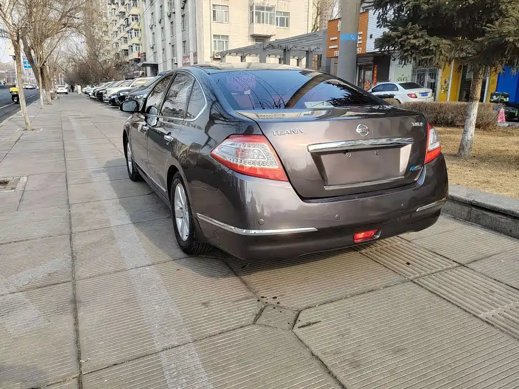 Nissan Teana — миниатюра 5