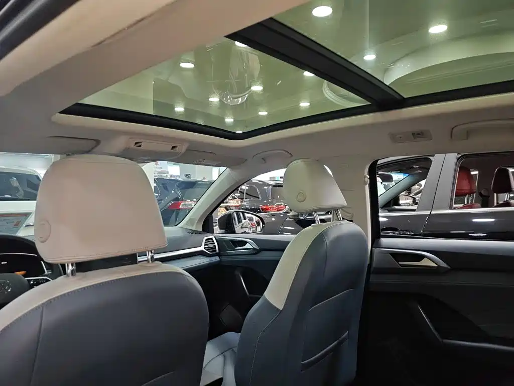Volkswagen Tharu — миниатюра 15
