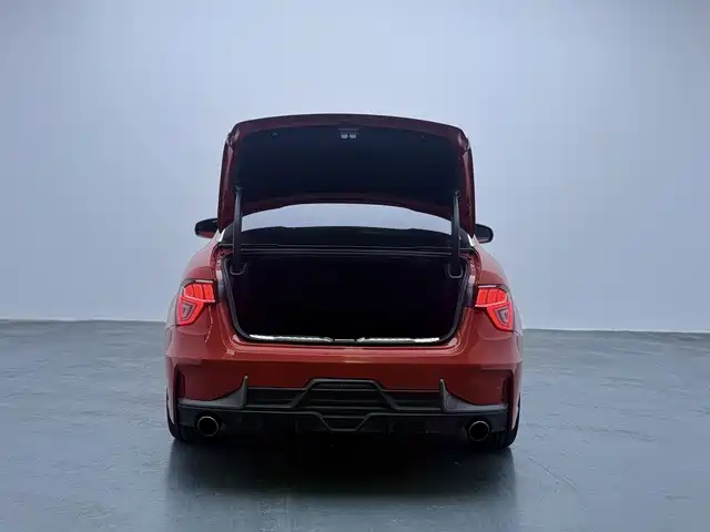 Lynk & Co 03 — миниатюра 14