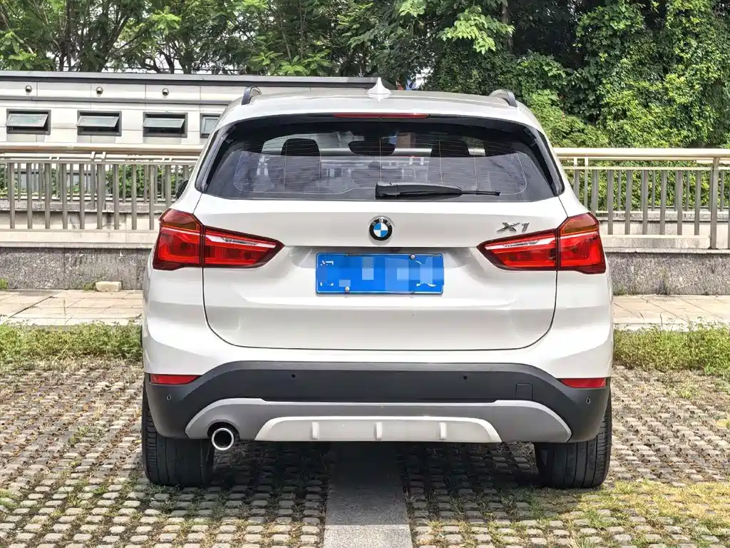 BMW X1 — миниатюра 8