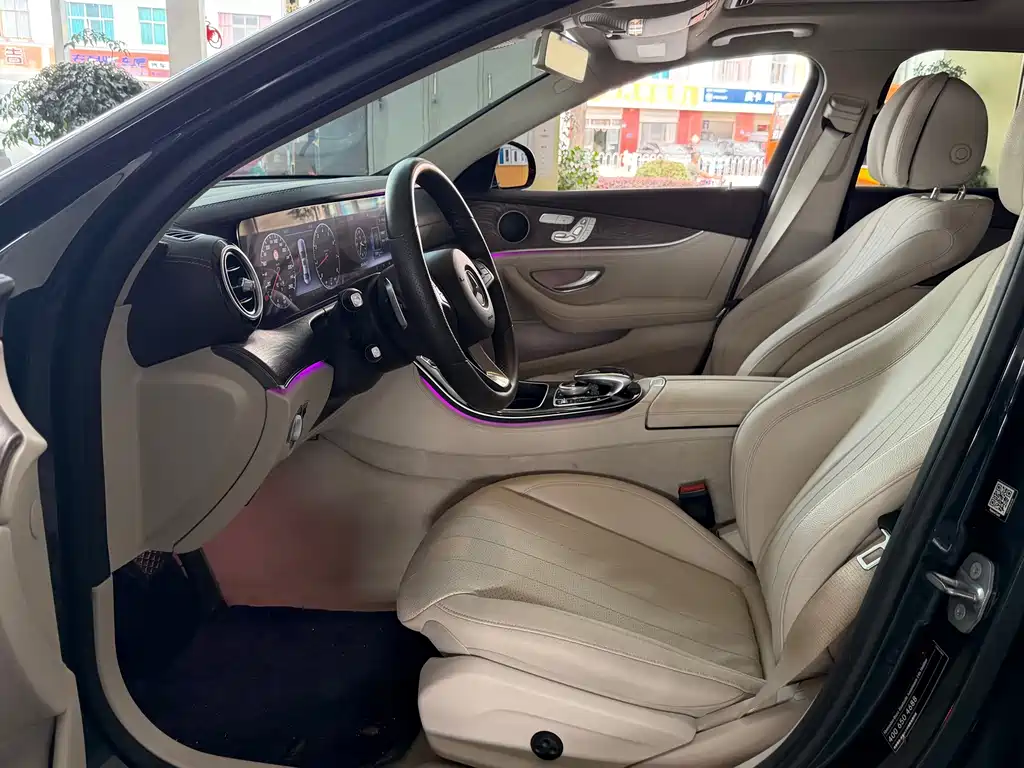 Mercedes-Benz E-Class — миниатюра 7