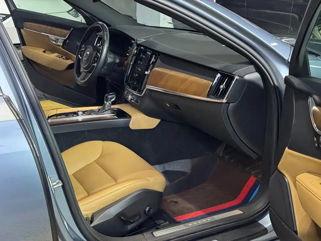 Volvo S90 — миниатюра 15