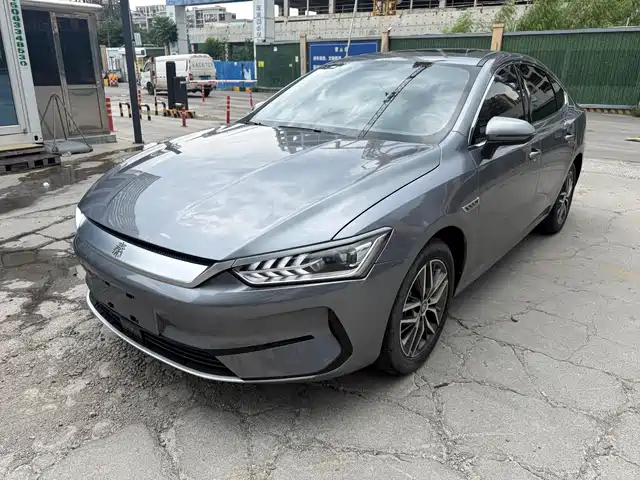 2022 BYD Qin