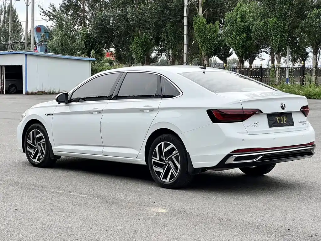 Volkswagen Sagitar — миниатюра 6