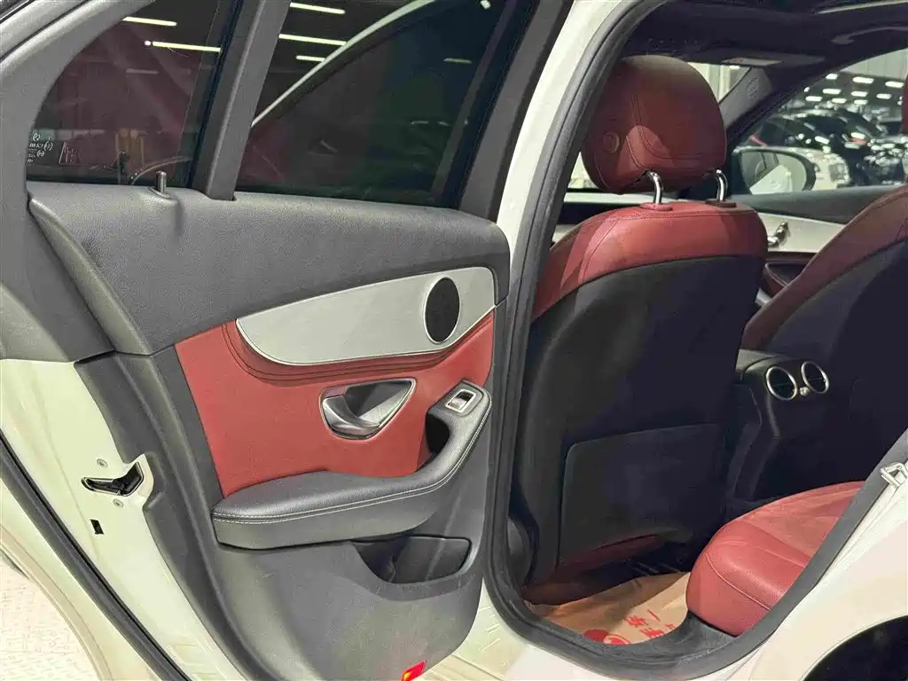 Mercedes-Benz C-Class — миниатюра 18