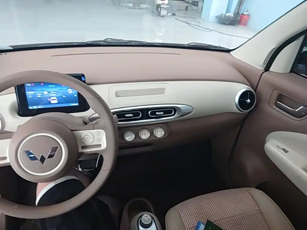 Wuling Mini EV MINIEV 2025