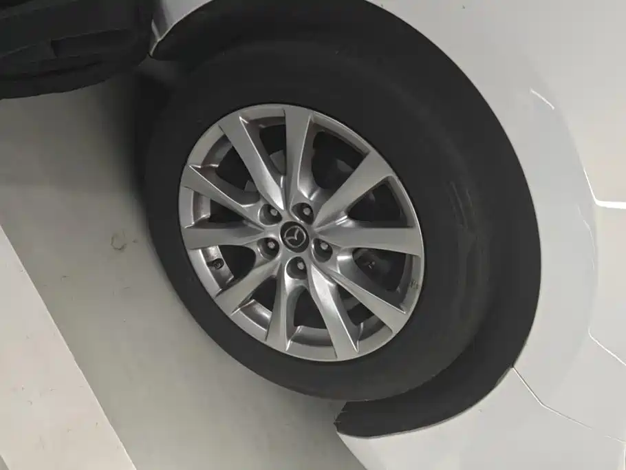Mazda Atenza — миниатюра 6