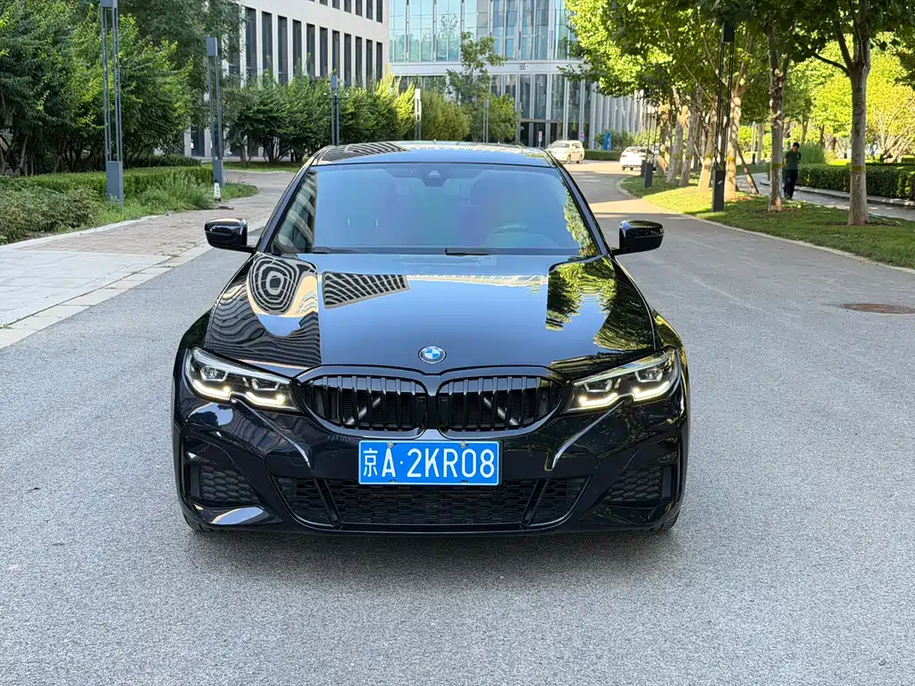 BMW 3 Series — миниатюра 2
