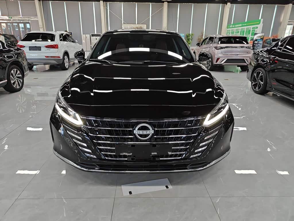 Nissan Teana 2.0 л 2024 г. Чёрный, пробег 13700 км