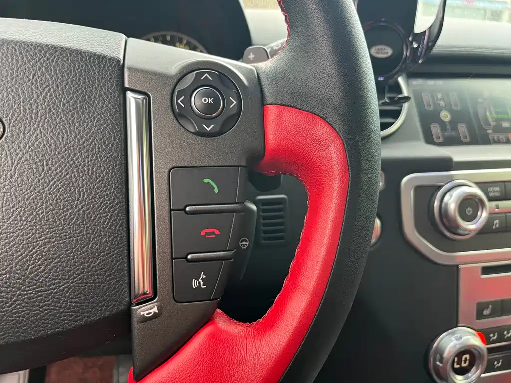Land Rover Discovery 2016 3.0 SC SE