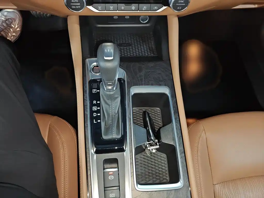 Nissan Teana — миниатюра 20