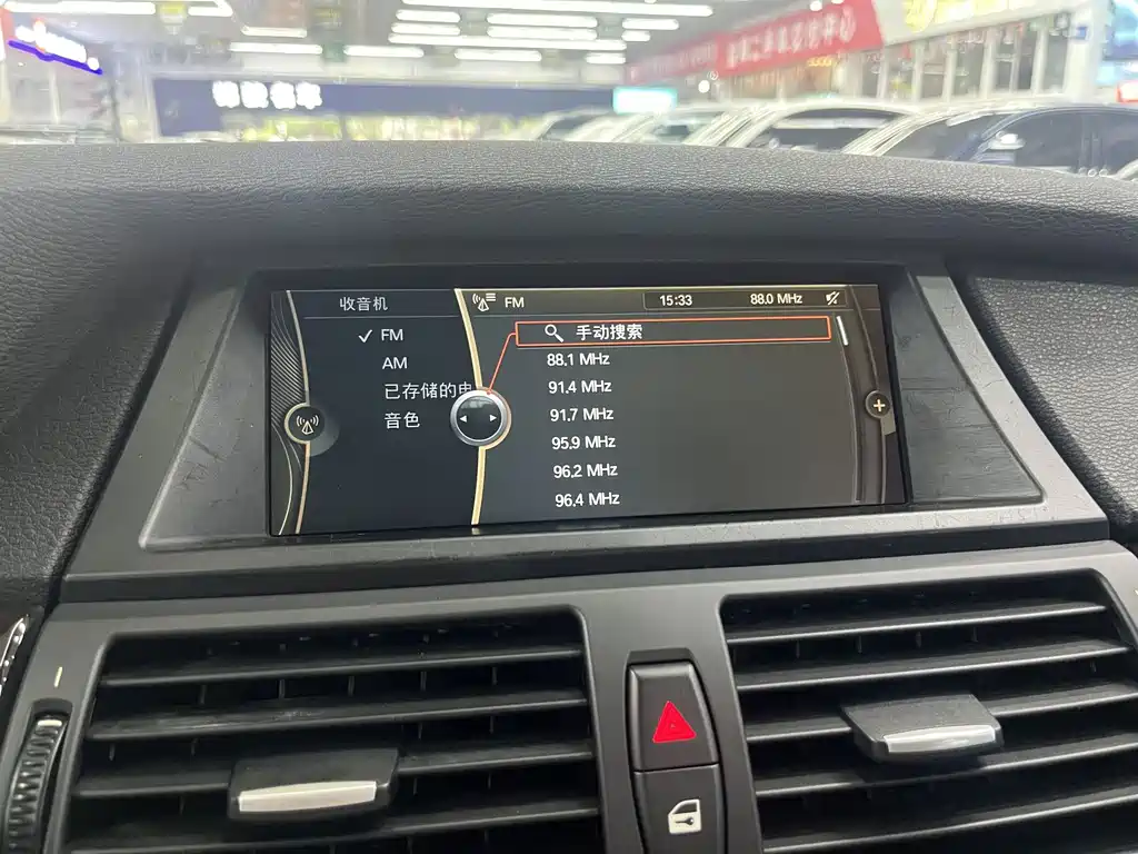 BMW X6 — миниатюра 12