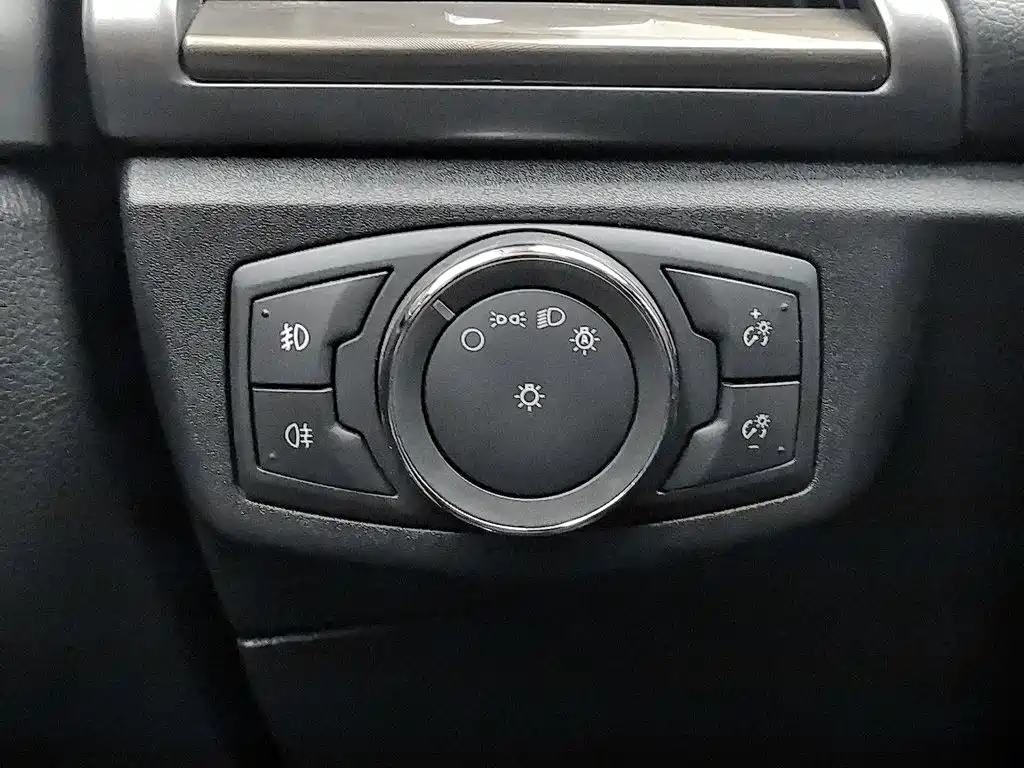 Ford Mondeo — миниатюра 21