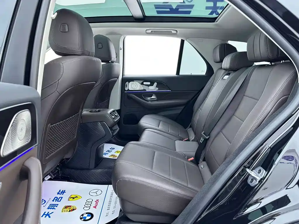 Mercedes-Benz GLE (Import) — миниатюра 11