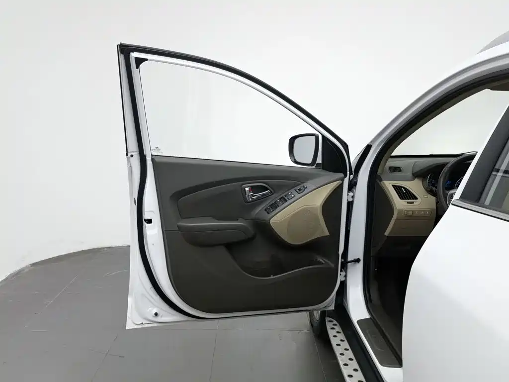 Hyundai ix35 — миниатюра 8