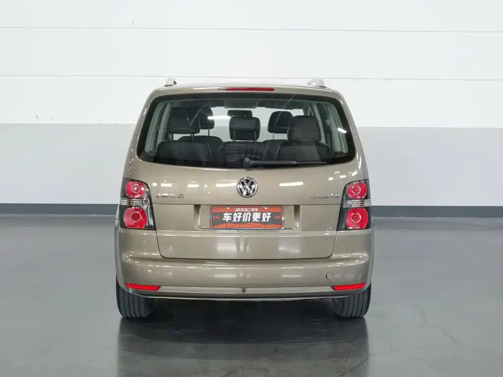 Volkswagen Touran — миниатюра 4