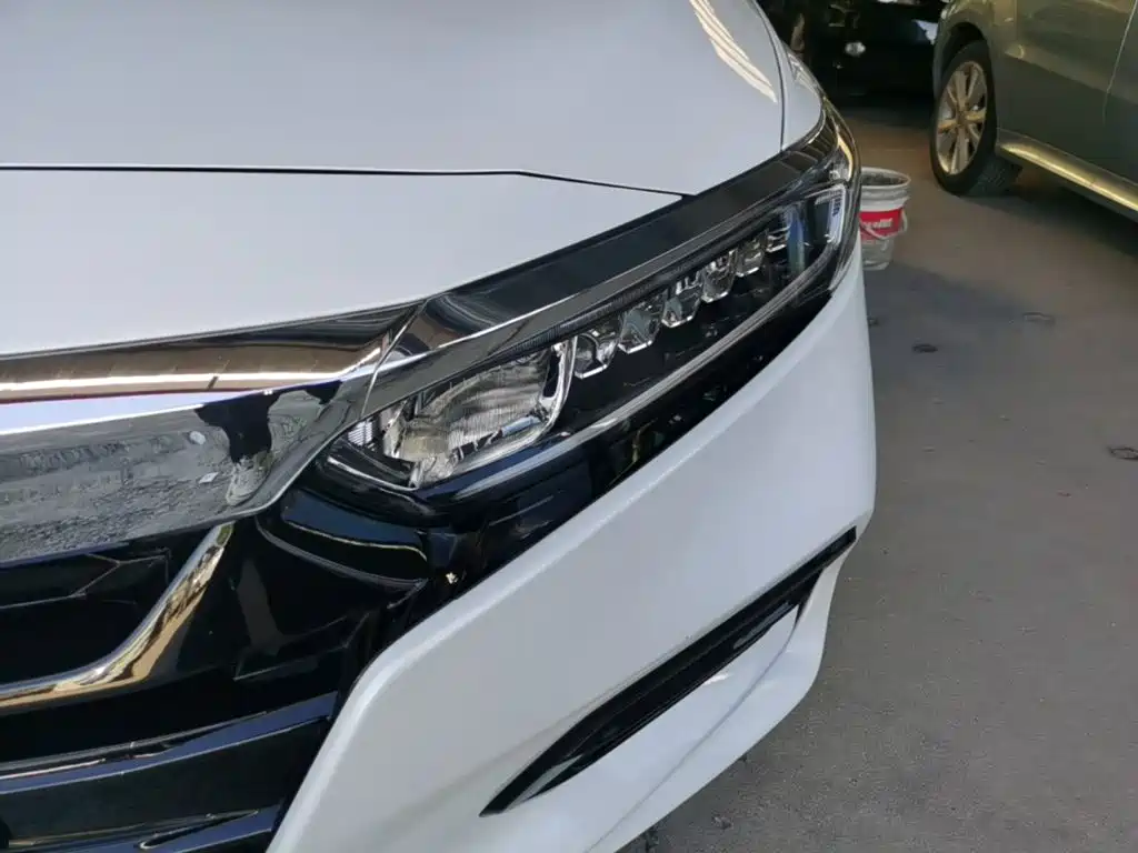 Honda Accord — миниатюра 24