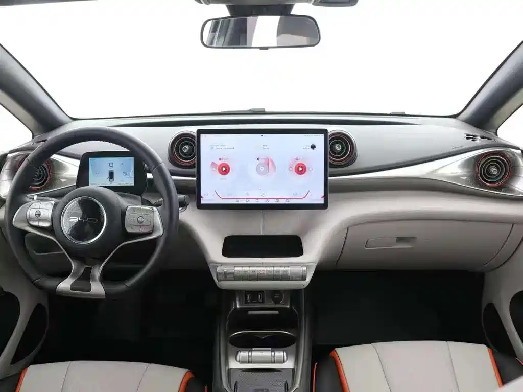 BYD Dolphin — миниатюра 6