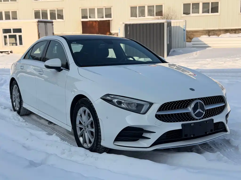 MERCEDES-BENZ A CLASS