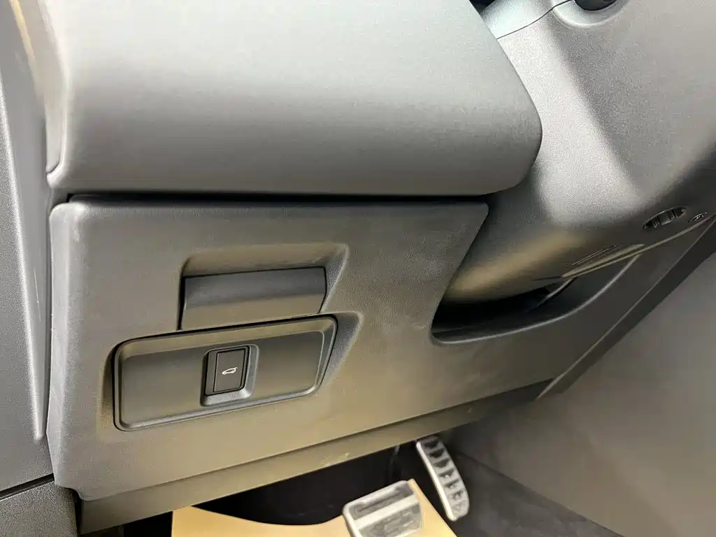 Land Rover Evoque — миниатюра 38