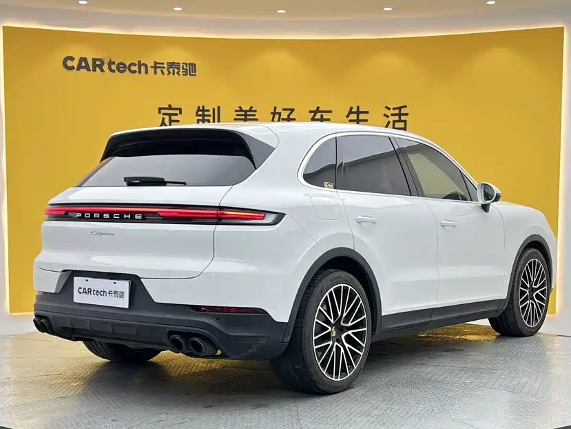 Porsche Cayenne — миниатюра 4