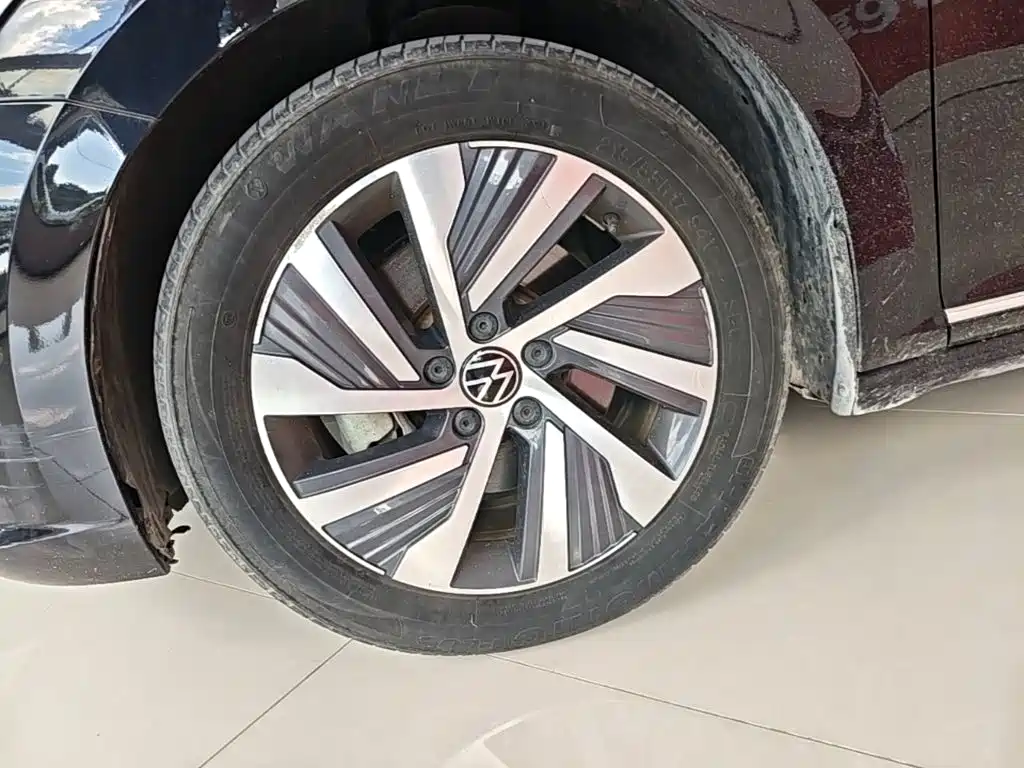 Volkswagen 帕萨特插电混动 — миниатюра 22