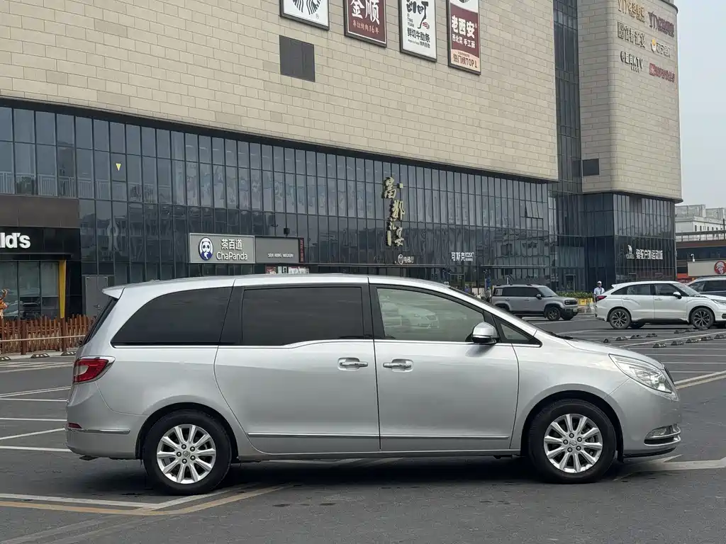 Buick GL8 2011 2.4L LT Luxury Executive