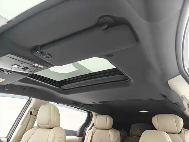 Toyota Sienna — миниатюра 8