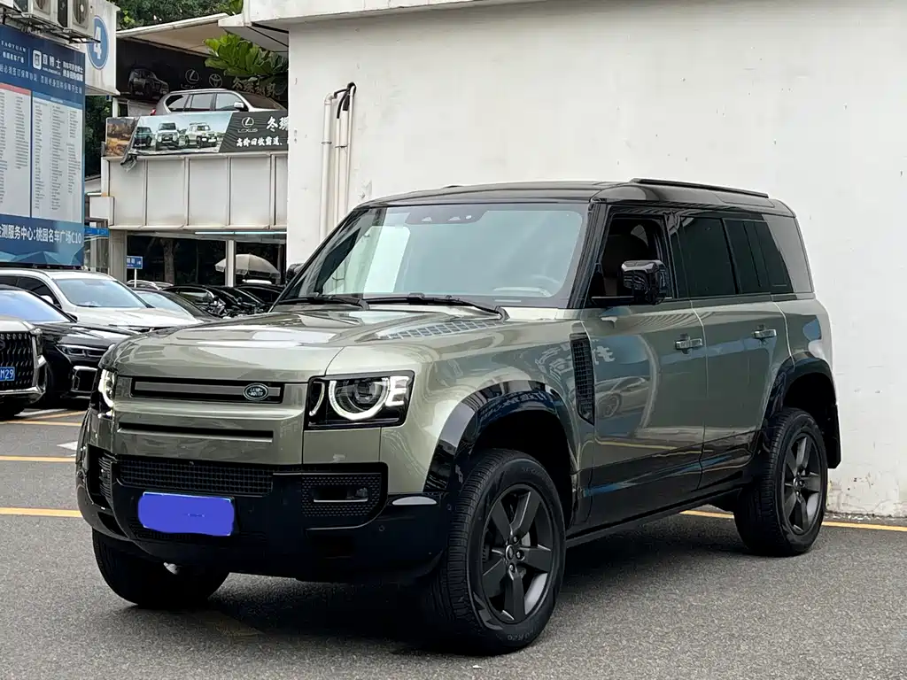 Land Rover Defender 2025 110 3.0T P400 X-Dynamic HSE