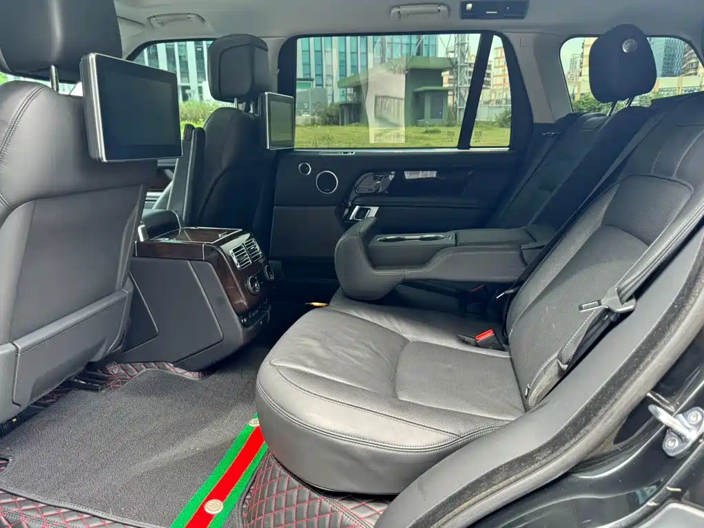 Land Rover Range Rover — миниатюра 13