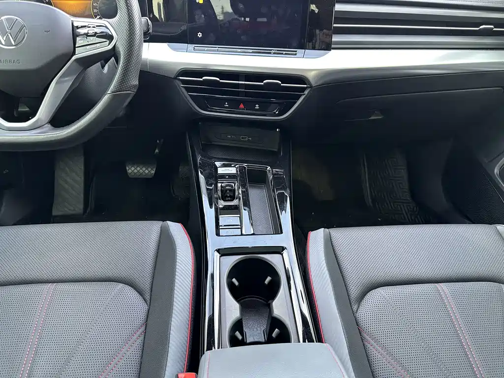 Volkswagen Lamando — миниатюра 12