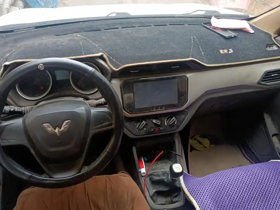 Wuling Hongguang — миниатюра 12