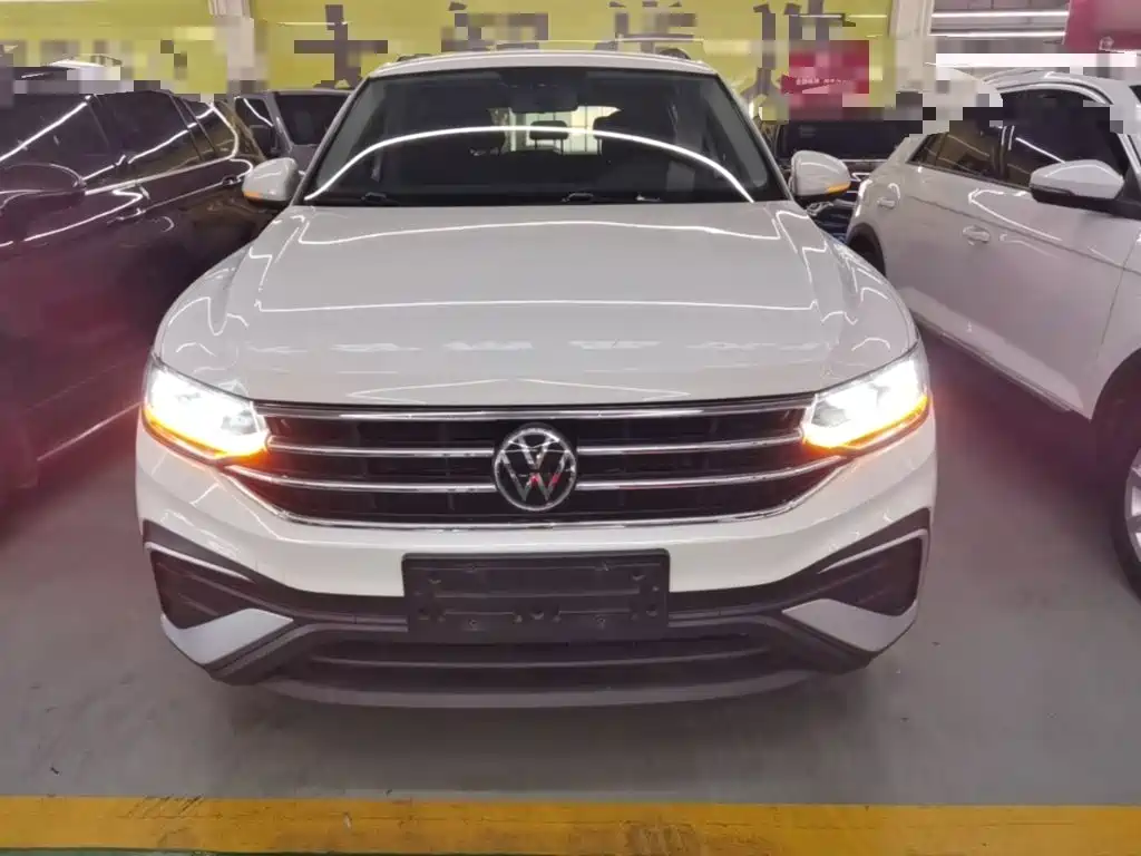 Volkswagen Tiguan L — миниатюра 3