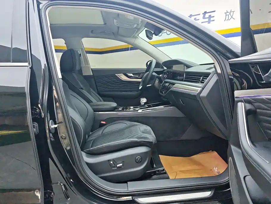 Hongqi Hongqi HS5 — миниатюра 8