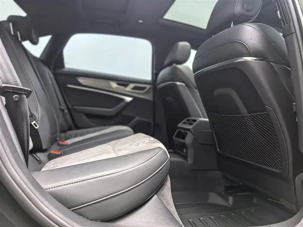 Audi A6L 2023 45 TFSI