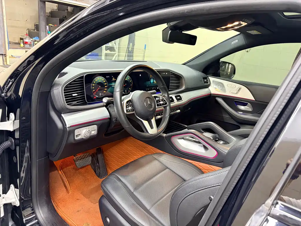 Mercedes-Benz GLE Coupe GLE 350 4MATIC Coupe SUV Luxury Type, фото 6