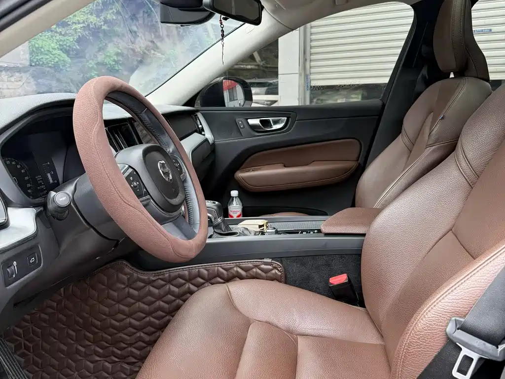 Volvo XC60 2020 T5 Luxury