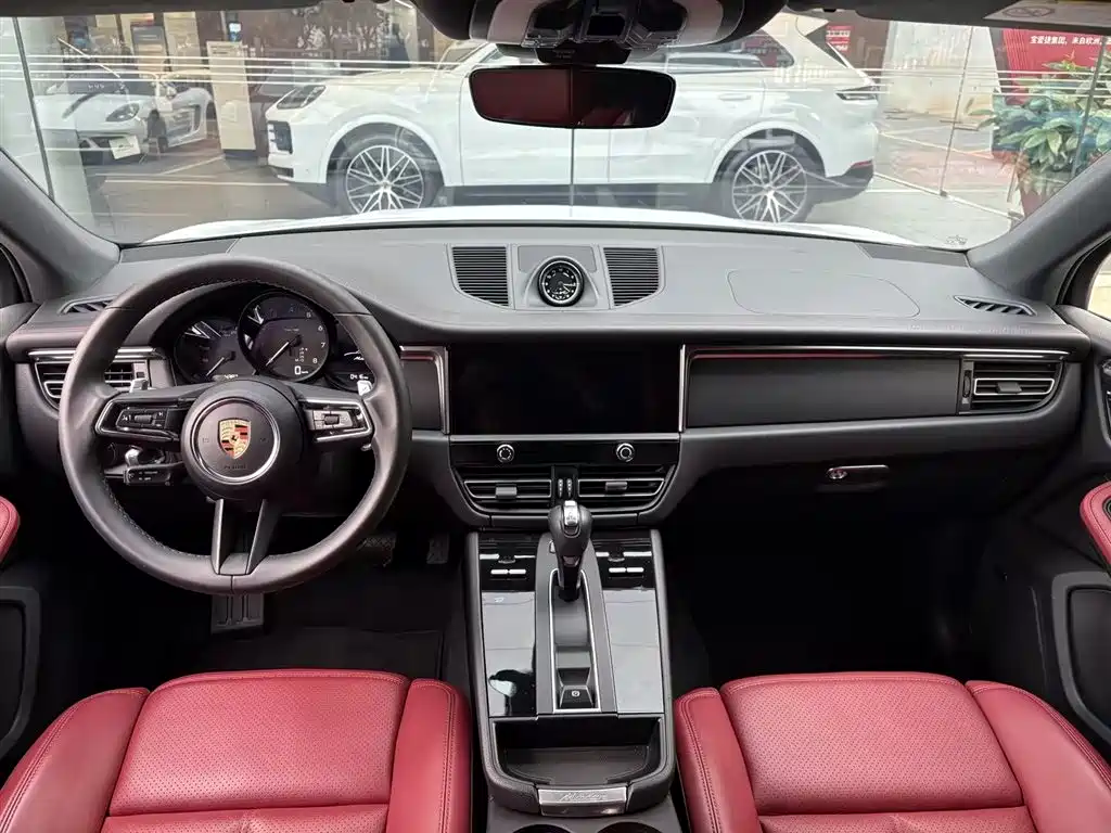 Porsche Macan 2023 Macan T 2.0T