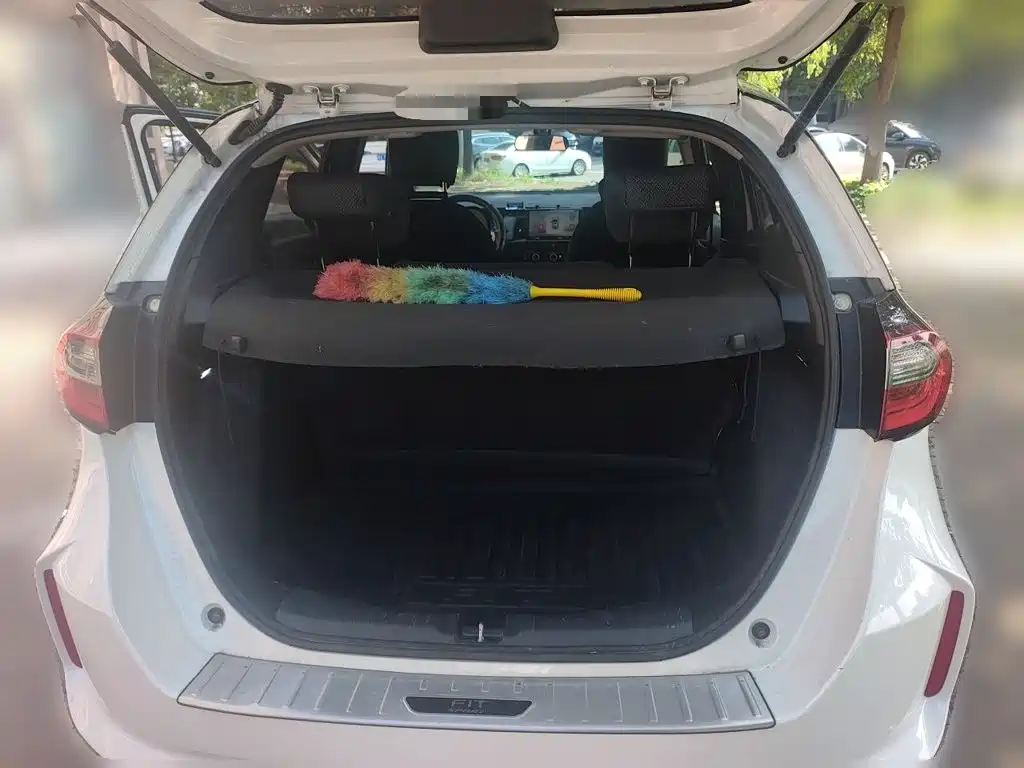 Honda Fit — миниатюра 15